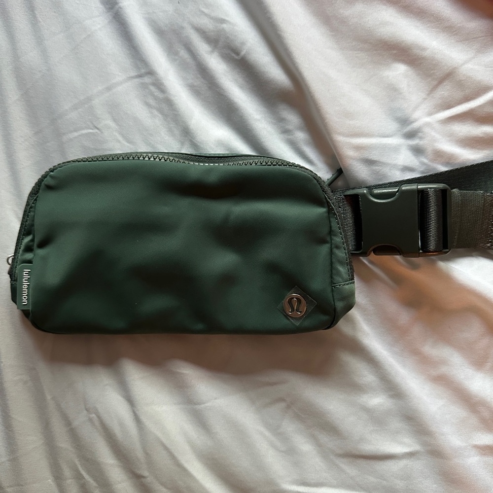 Lululemon Tidewater Teal Belt Bag